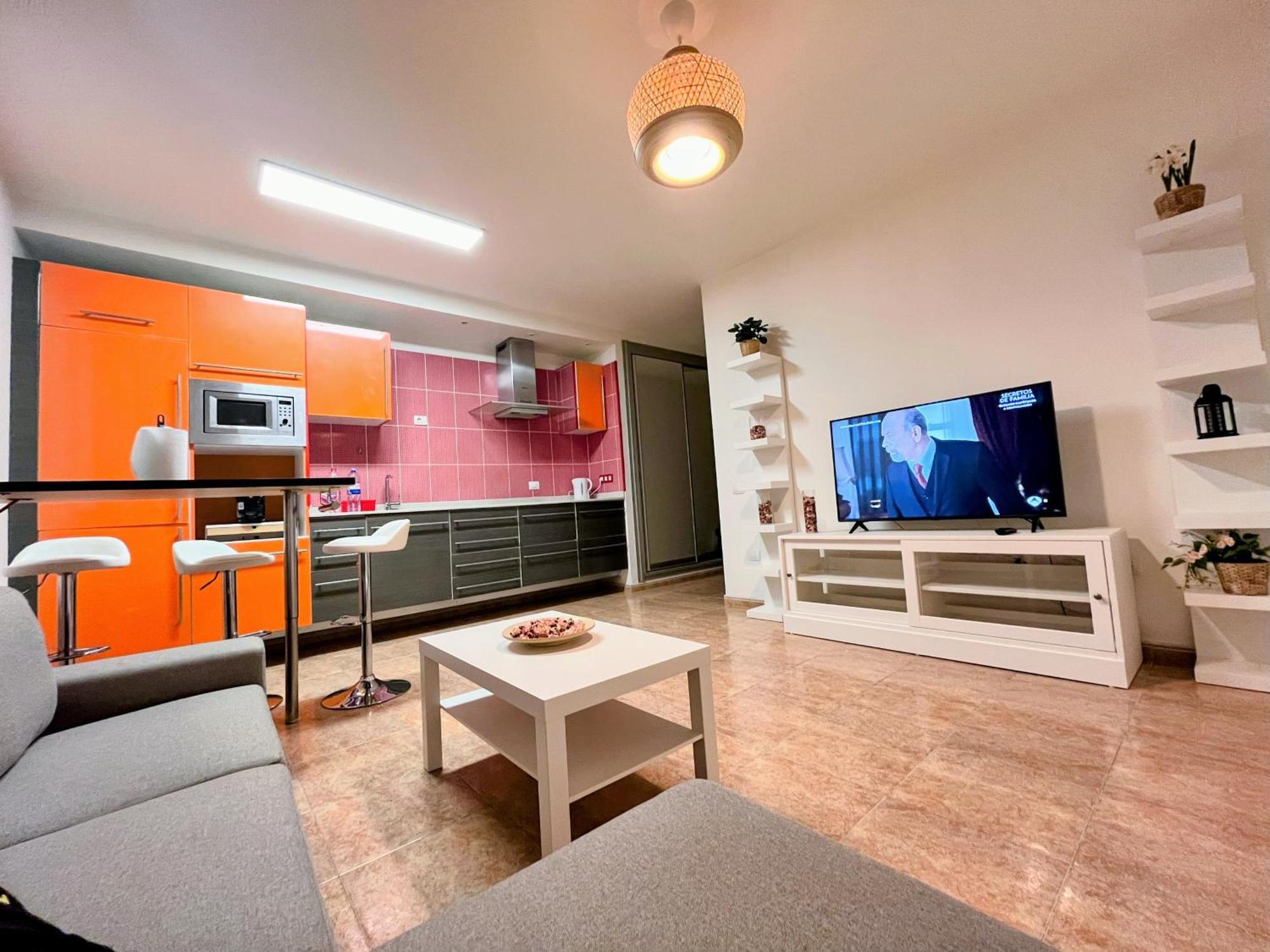 Melo Home 1 Near Airport, Elevator ベシンダーリオ エクステリア 写真